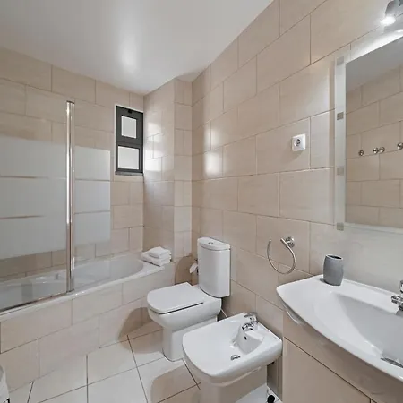 Lobo Marinho By An Island Appartement